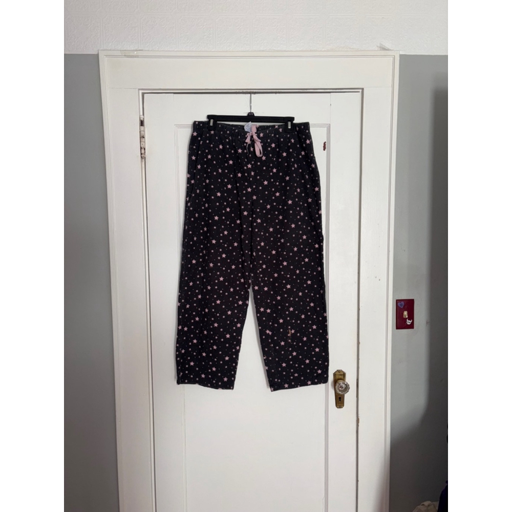 Y2K Fruit of the Loom Pajama Pants 

Black Pink Star Print